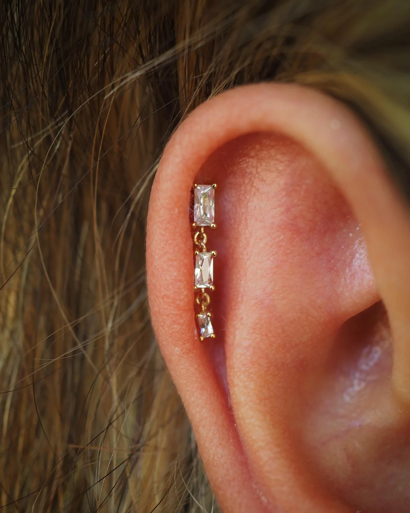 Harlow - CZ - Threadless End yg14k